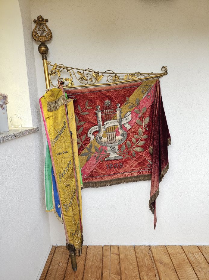 2025-10 MGV Fahne 1905.jpg